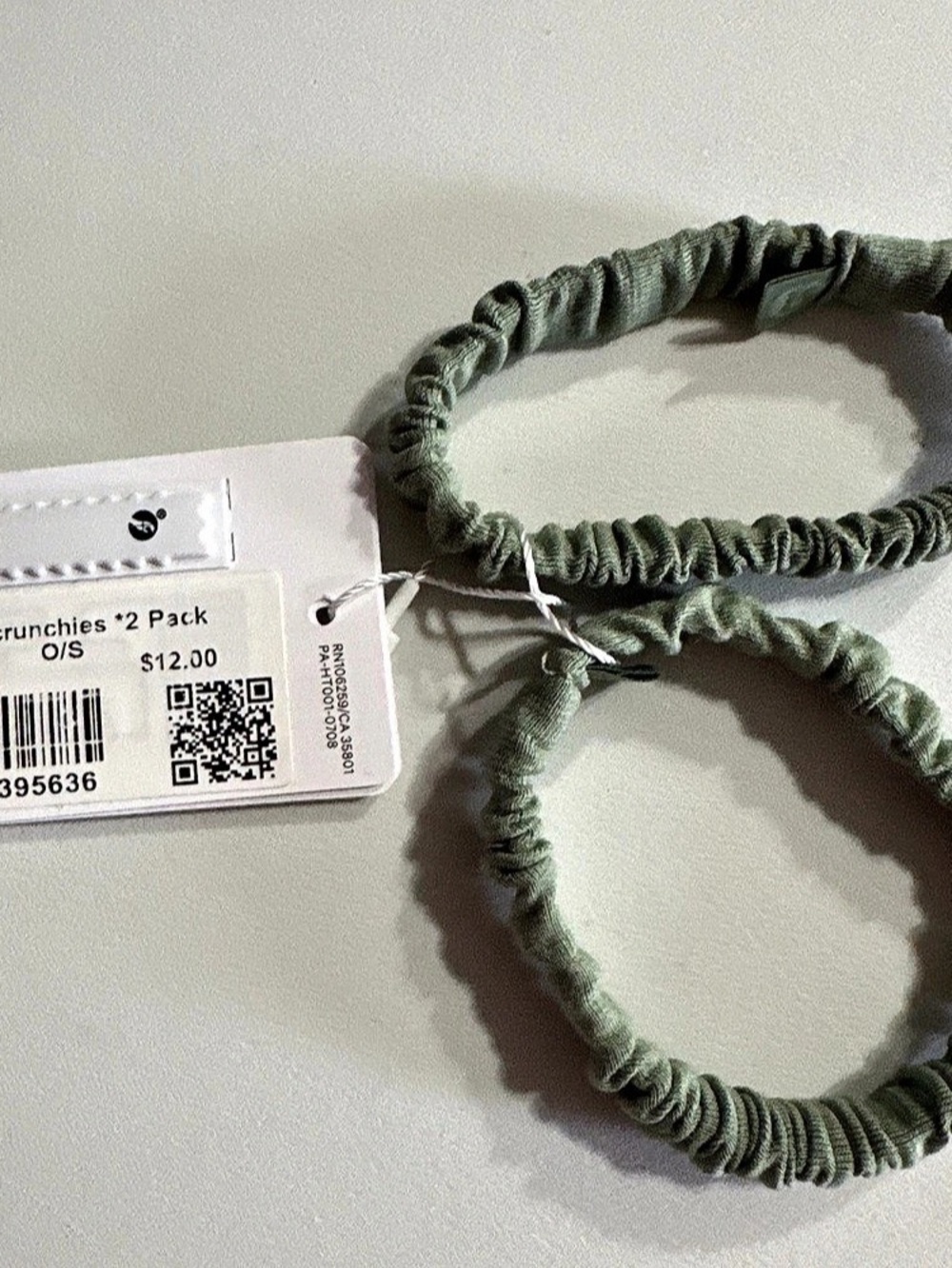 Lululemon Skinny Scrunchies 2 Pack Green Scrunchies 2-Pack NWT